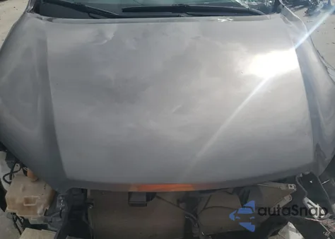 2018 Toyota Highlander Se из США, поврежденный, VIN 5TDKZRFH2JS532171